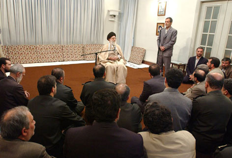 Imam Khamene'i Da Ministan Lafiya
